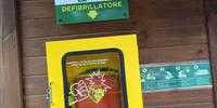 Il defibrillatore della Riserva prima che fosse rubato