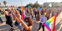 Una passata edizione dell'Abruzzo Pride alla Madonnina (Fotoservizio di Giampiero Lattanzio)