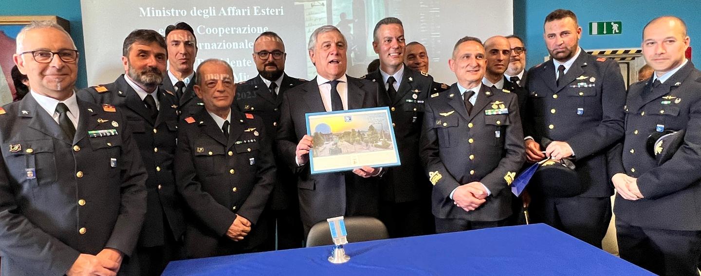 Tajani gavettoni e guardie quanti ricordi da militare Pescara