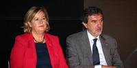 L'assessore alla Sanità Nicoletta Verì e il presidente della giunta regionale Marco Marsilio